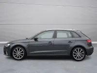 Gebraucht Audi A3 Sport 116 PS (85 kW) 2019 Grau Limousine