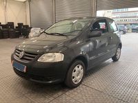 Gebraucht VW Fox 54 PS (39 kW) 2009 Grau Kleinwagen