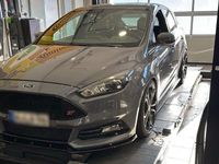 Gebraucht Ford Focus ST 290 PS (213 kW) 2017 Grau Limousine