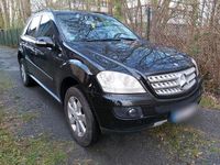 Gebraucht Mercedes ML320 192 PS (141 kW) 2008 Schwarz SUV