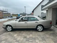 Gebraucht Mercedes E240 170 PS (125 kW) 1998 Beige Limousine
