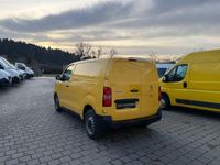 Gebraucht Peugeot Expert 122 PS (89 kW) 2018 Gelb Van