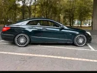 Gebraucht Mercedes E250 204 PS (150 kW) 2011 Schwarz Coupé