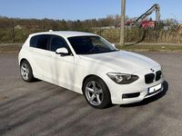 Gebraucht BMW 114 102 PS (75 kW) 2013 Weiß Kleinwagen