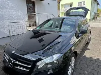 Gebraucht Mercedes A180 122 PS (89 kW) 2013 Schwarz Limousine