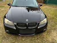 Gebraucht BMW 316 116 PS (85 kW) 2012 Schwarz Kombi