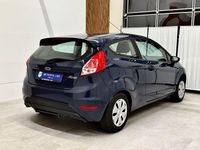 Gebraucht Ford Fiesta Ambiente 60 PS (44 kW) 2016 Blau Kleinwagen