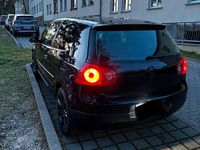 Second-hand VW Golf 75 CP (55 kW) 2004 Negru Coupe