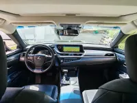 Gebraucht Lexus ES300H 178 PS (130 kW) 2021 Schwarz Limousine
