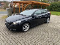 Gebraucht Volvo V40 You! 114 PS (83 kW) 2015 Schwarz Limousine