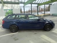 Gebraucht Skoda Octavia Ambition 105 PS (77 kW) 2014 Blau Kleinwagen