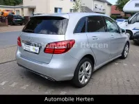 Gebraucht Mercedes 180 109 PS (80 kW) 2016 Silber Limousine