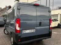 Używany Peugeot Boxer 120 KM (88 kW) 2021 Szary Van