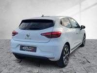 Gebraucht Renault Clio V Evolution 91 PS (66 kW) 2023 Weiß Limousine