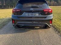 Gebraucht Ford Focus ST 280 PS (205 kW) 2024 Schwarz Limousine