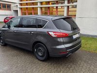 Gebraucht Ford S-MAX Titanium 190 PS (139 kW) 2018 Grau Van / Kleinbus