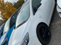 Gebraucht Opel Astra Energy 140 PS (102 kW) 2014 Weiß Limousine