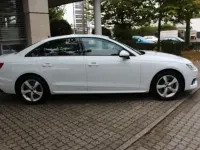 Używany Audi A4 S-Line 163 KM (119 kW) 2022 Biały Sedan/Limuzyna