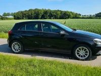 Gebraucht Mercedes A180 122 PS (89 kW) 2014 Schwarz Limousine