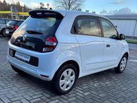 Gebraucht Renault Twingo Life 71 PS (52 kW) 2015 Crystal weiss Kleinwagen