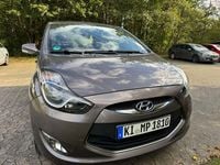 Gebraucht Hyundai ix20 Classic 90 PS (66 kW) 2011 Grau Kleinwagen