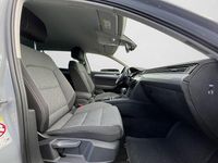 Gebraucht VW Passat Business 200 PS (147 kW) 2023 Mondsteingrau Kombi