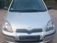 Gebraucht Toyota Yaris 68 PS (50 kW) 2000 Silber Kleinwagen