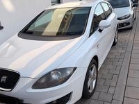 Gebraucht Seat Leon Style 125 PS (91 kW) 2009 Weiß Limousine