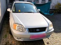 Gebraucht Hyundai Accent 84 PS (61 kW) 2003 Silber Limousine