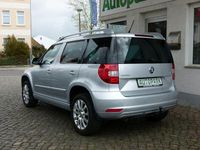 Gebraucht Skoda Yeti 125 PS (91 kW) 2016 Stribrna brilliant/ brilliants SUV