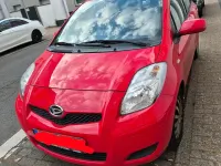 Gebraucht Daihatsu Charade 99 PS (72 kW) 2012 Rot Limousine