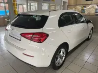 Gebraucht Mercedes A200 163 PS (119 kW) 2019 Weiß Limousine