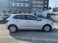 Usata VW Polo 80 CV (58 kW) 2021 Argento Utilitaria