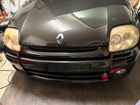 Second-hand Renault Clio II 169 CP (124 kW) 2000 Negru