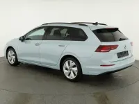 Neu VW Golf VIII Life 2026 Crystal ice blue metallic Kombi