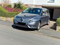 Gebraucht Mercedes B180 122 PS (89 kW) 2013 Van / Kleinbus