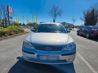 Gebraucht Ford Mondeo 125 PS (91 kW) 2006 Grau Kombi