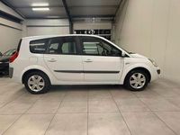 Gebraucht Renault Scénic II Avantage 135 PS (99 kW) 2006 Weiß Van / Kleinbus