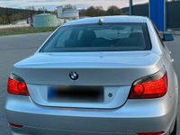 Usata BMW 520 170 CV (125 kW) 2003 Argento Berlina