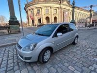 Gebraucht Ford Fiesta 82 PS (60 kW) 2007 Silber Kleinwagen