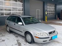 Gebraucht Volvo V40 101 PS (74 kW) 2003 Grau Kombi