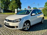 Gebraucht VW Golf VI 105 PS (77 kW) 2010 Weiß Kleinwagen