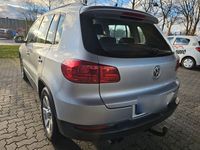 gebraucht VW Tiguan 1,4 TSI Sport & Style BMT AHK Klima STH