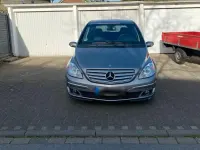 Gebraucht Mercedes B200 140 PS (102 kW) 2007 Grau Van / Kleinbus