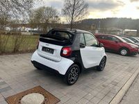 Gebraucht Smart ForTwo Cabrio Basis 71 PS (52 kW) 2018 Schwarz Cabrio