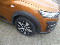 Gebraucht Dacia Sandero Stepway 91 PS (66 kW) 2021 Orange SUV