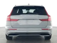 Gebraucht Volvo V60 145 PS (106 kW) 2025 Kombi