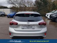 Neu Ford Focus Titanium X 125 PS (91 kW) 2026 Silber Limousine
