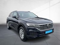 Gebraucht VW Touareg Basis 231 PS (169 kW) 2022 Blau SUV