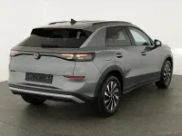 Neu VW T-Roc Life 150 PS (110 kW) 2026 Andere SUV